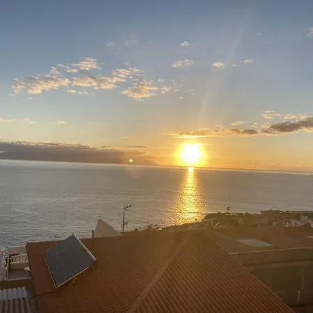 Atico Angeles Min 3 Nights Puerto de Santiago (Tenerife)