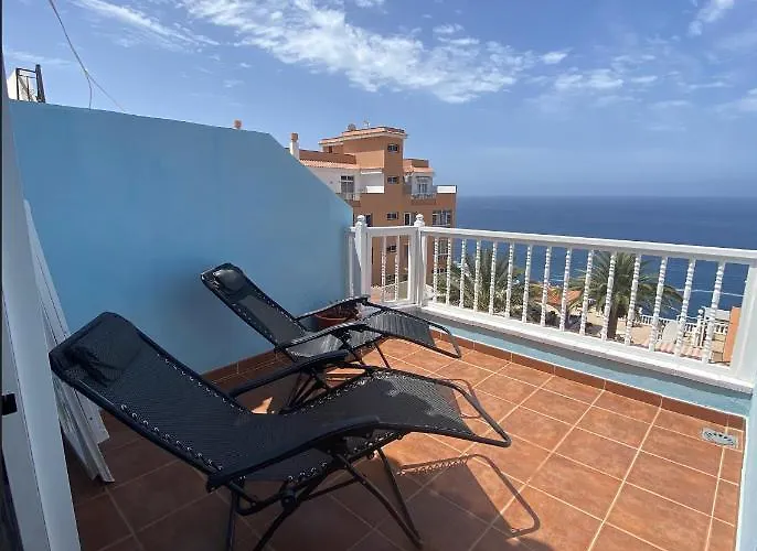 Atico Angeles Min 3 Nights Puerto de Santiago (Tenerife)